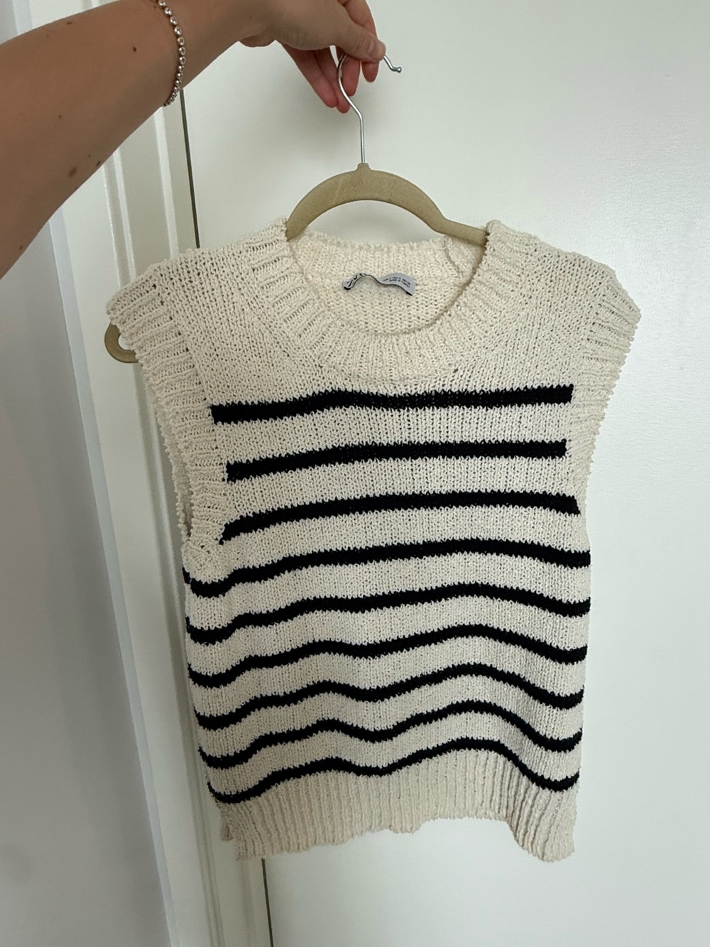 Zara striped sweater vest - cream & black knit, size S